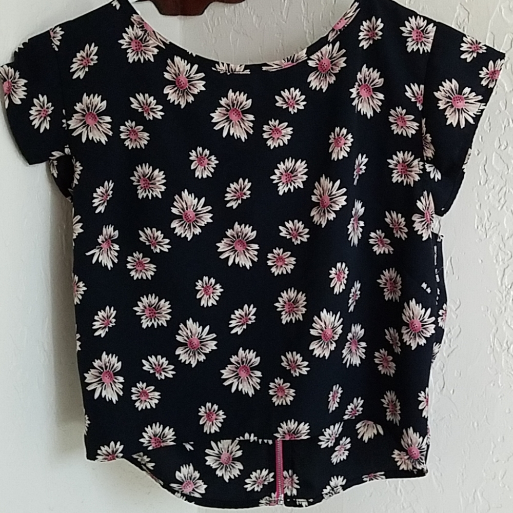 🟣 3/$25 B JEWEL blouse EUC